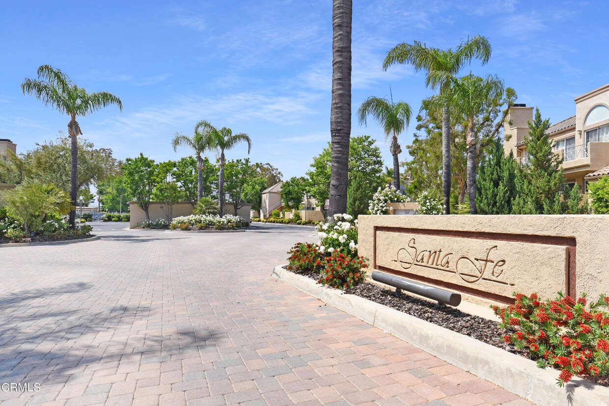 23633 Del Monte Dr. Unit 265, Santa Clarita, CA 91355 Condo for Rent