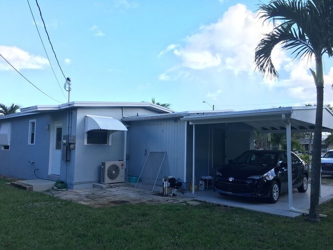 Building Photo - Corner Lot in Pompano Beach Highlands