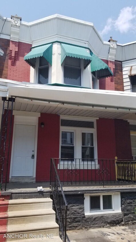 Primary Photo - 3 br, 1 bath House - 48 N Millick St.