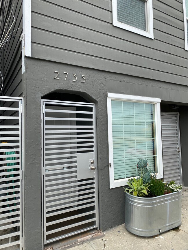 Foto del edificio - 2735 Chestnut St