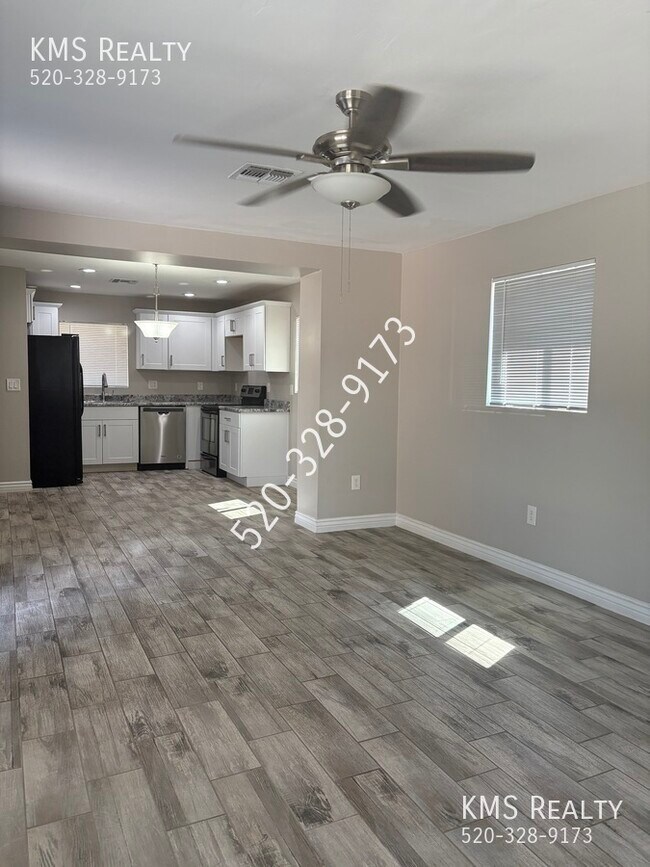 Foto del edificio - 3132 E Glenn-B