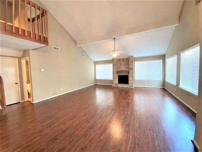 Foto del edificio - 12826 Ashford Creek Dr