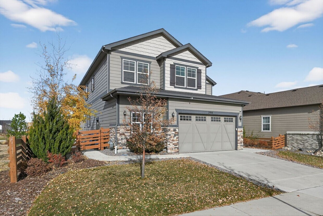 Foto principal - 590 Pikes View Dr