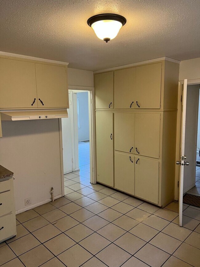 Foto del edificio - 5541-5543 N 35th St. (Duplex)