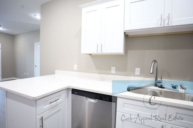 Building Photo - Luxury 2 bed 1 bath apartment - brand new construction!! Washer, dryer and utilities included!!