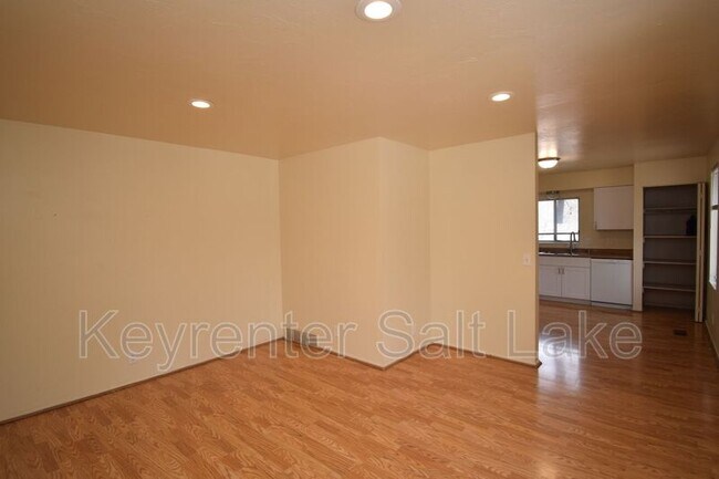 Foto del edificio - 4279 S 1350 E