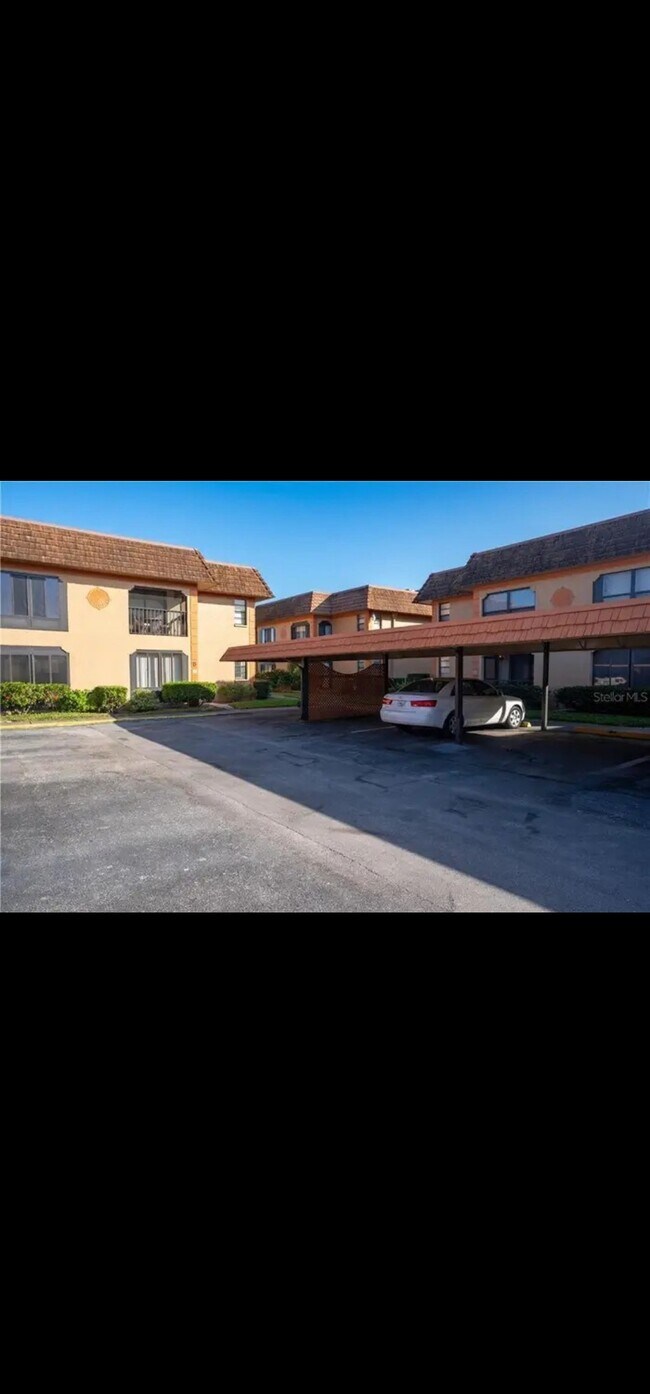 Foto del edificio - 10150 Seminole Island Dr
