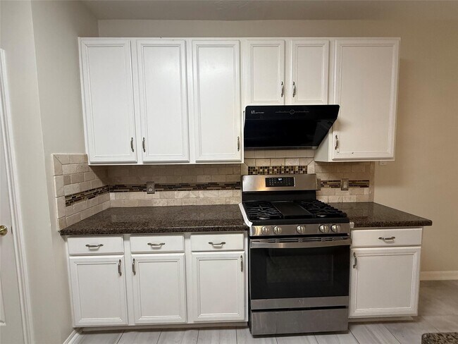 Foto del edificio - 12919 Deer Cove Ln