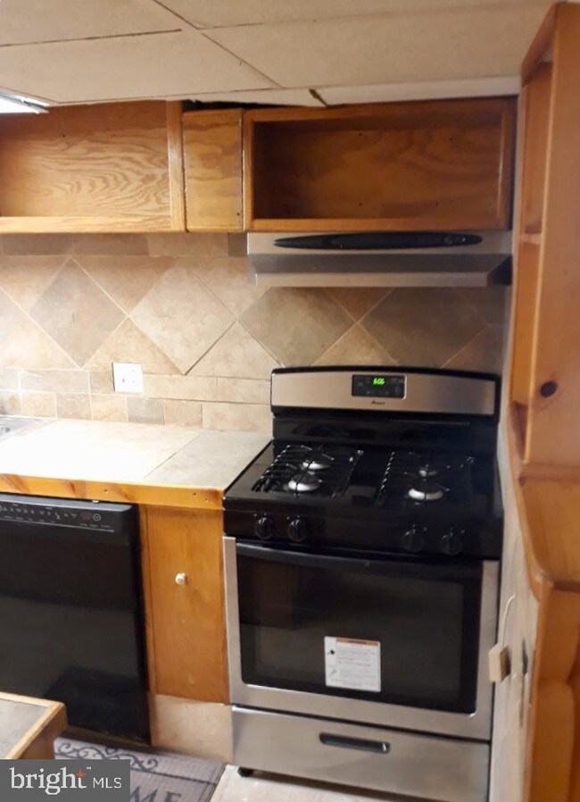 Foto del edificio - 6644 Hollis St