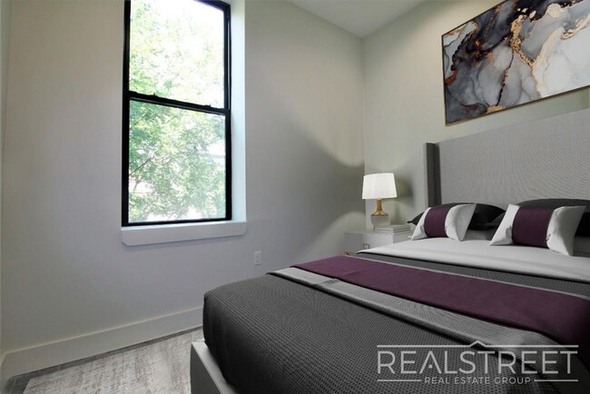 Building Photo - BRAND NEW 2 Bed in Bed Stuy!