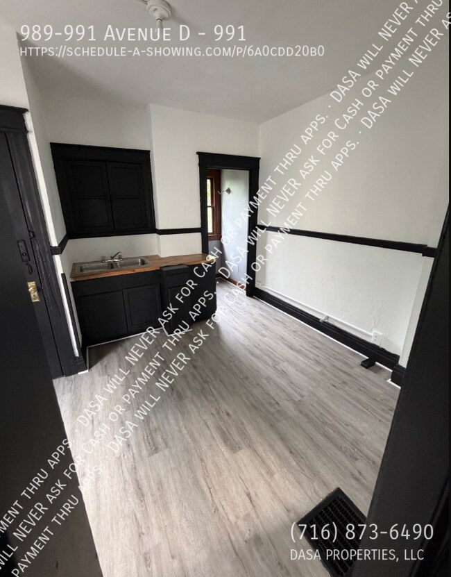 Foto del edificio - 989-991 Avenue D-991