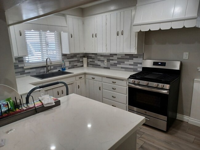 Foto del edificio - 5314 W Ave L