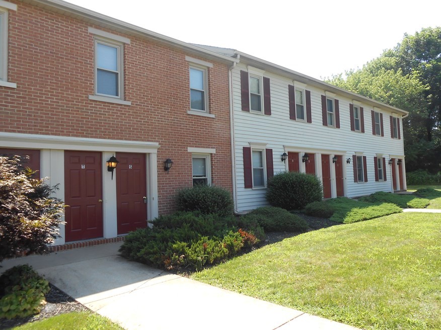 Foto principal - 205 Miller Rd