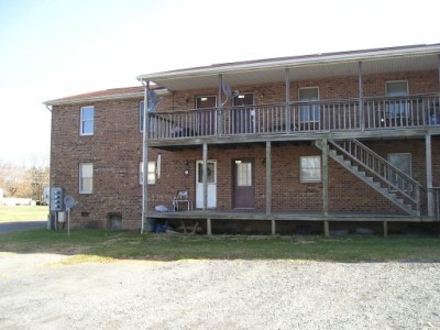 Primary Photo - 284 Center St
