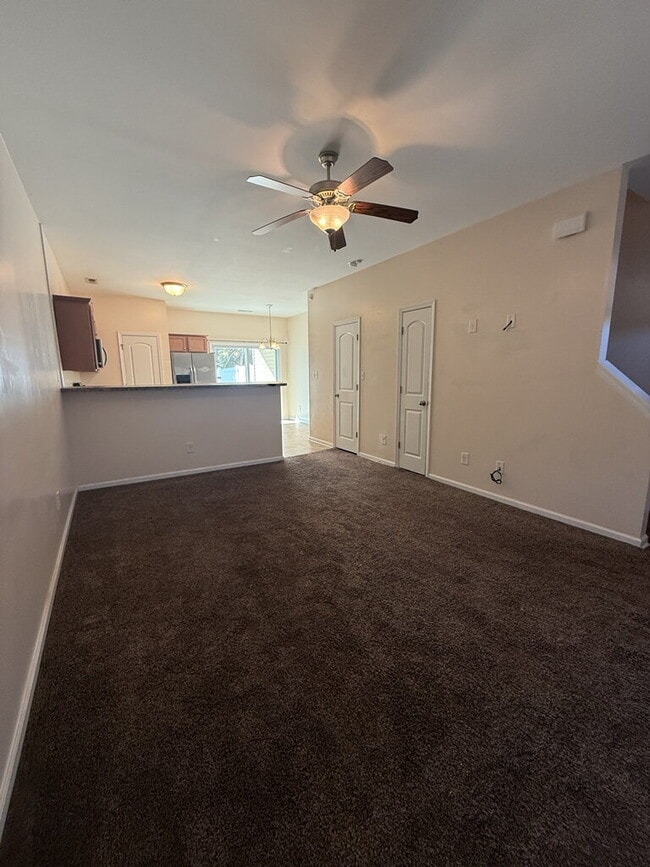 Foto del edificio - 626 Ebb Tide Ln