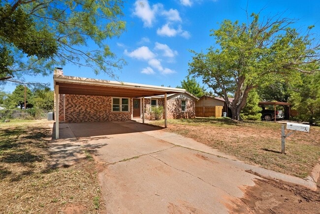 Building Photo - 4518 Edgemont Dr
