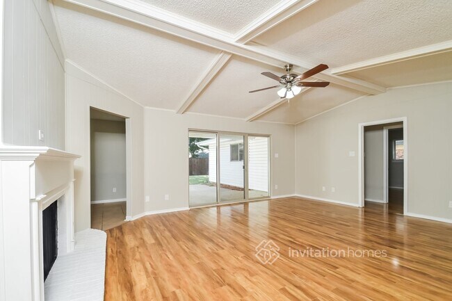 Foto del edificio - 3305 E Park Blvd