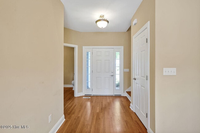 Building Photo - 3185 Wexford Way