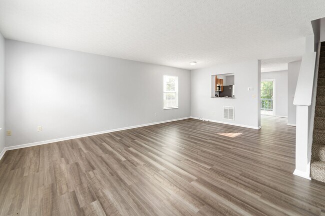 Building Photo - 863 Robmeyer Dr