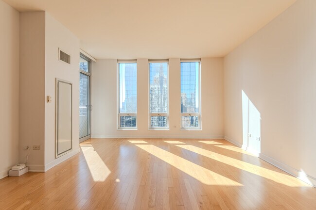 Foto del edificio - 1250 S Michigan Ave