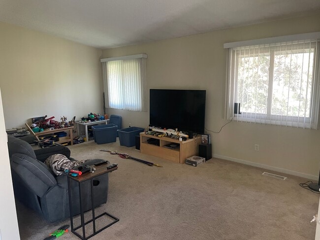 Foto del edificio - 9519 Hartford Cir