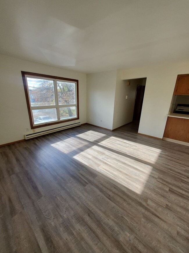Building Photo - 449 Dunbar Ave