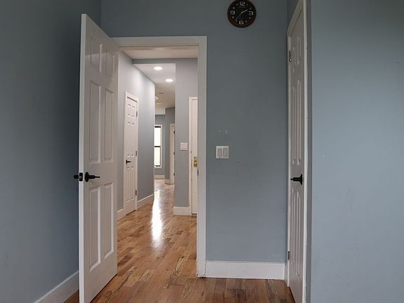 Building Photo - 574 Ralph Ave