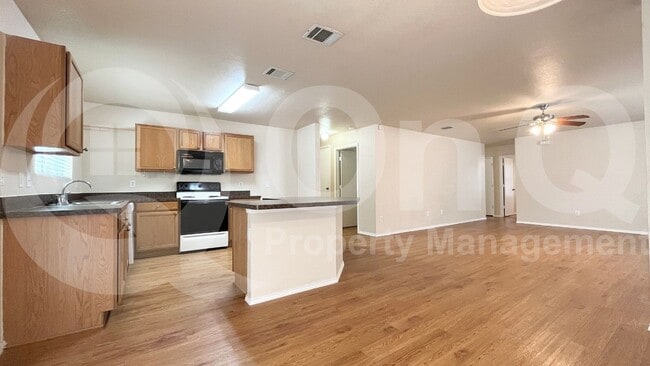 Building Photo - 8644 Boswell Meadows Dr
