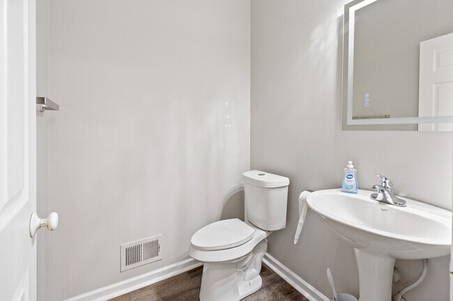 Foto del edificio - 16409 Eastwind St