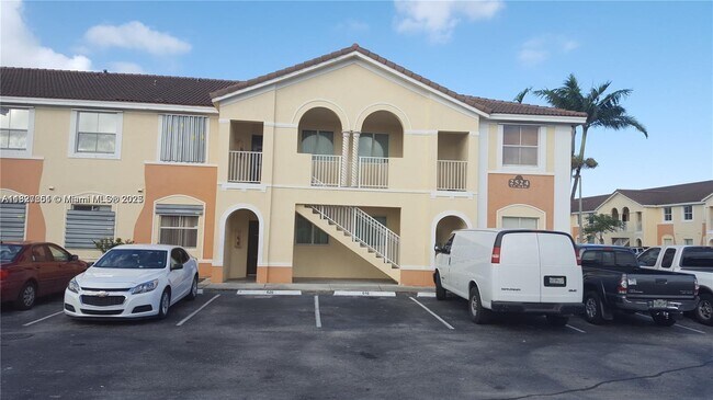 Foto del edificio - 2524 SE 16th St