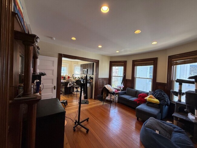 Foto del edificio - 29 Montcalm Ave
