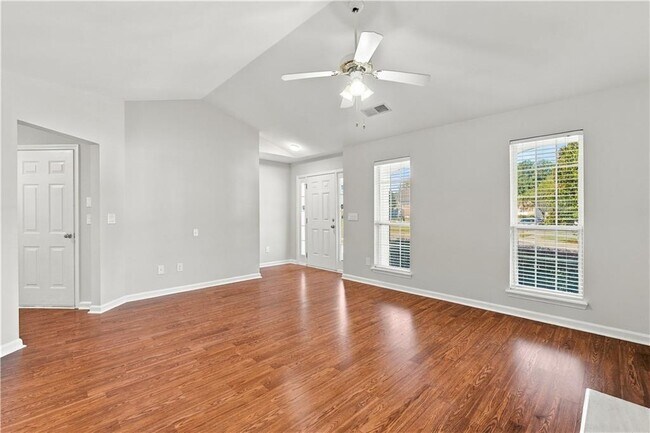 Foto del edificio - 4530 Baker Grove Rd NW