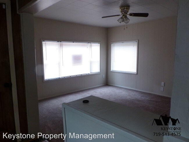 Building Photo - 1437 Cypress St