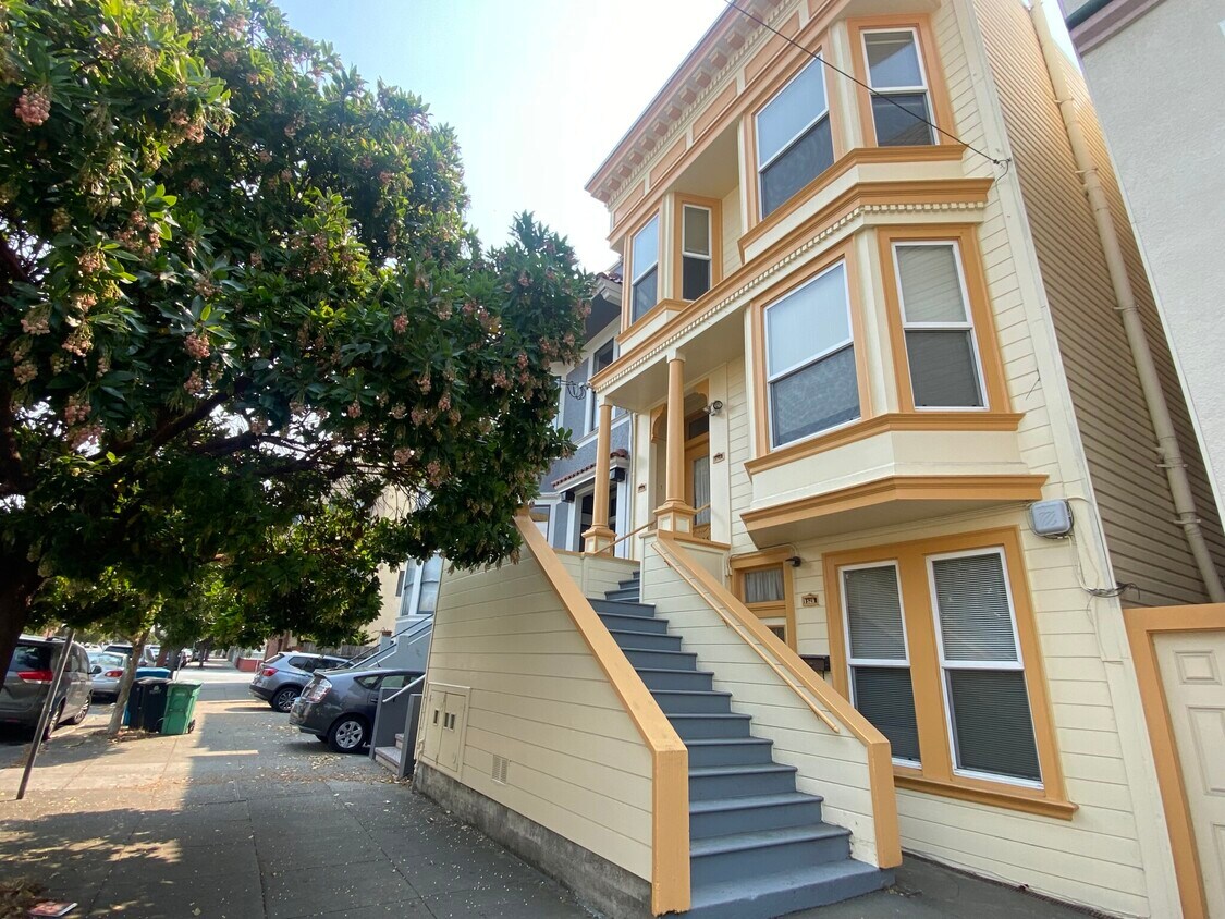 Primary Photo - 1525 Anza St