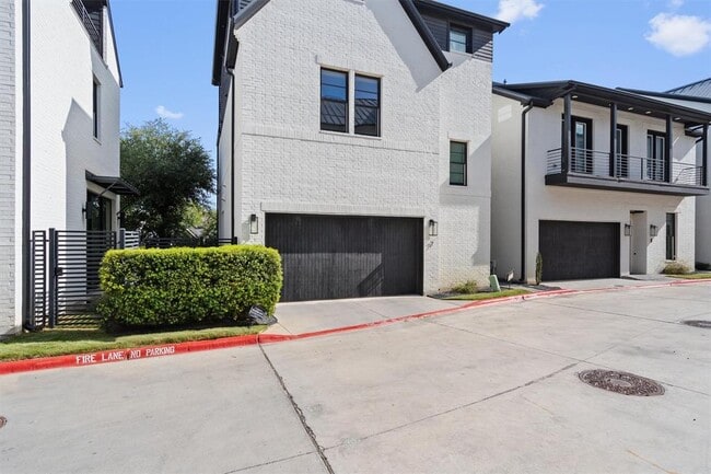 Building Photo - 1719 Spyglass Dr