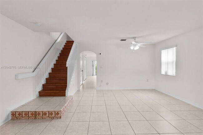 Building Photo - 12990 SW 30th Ct