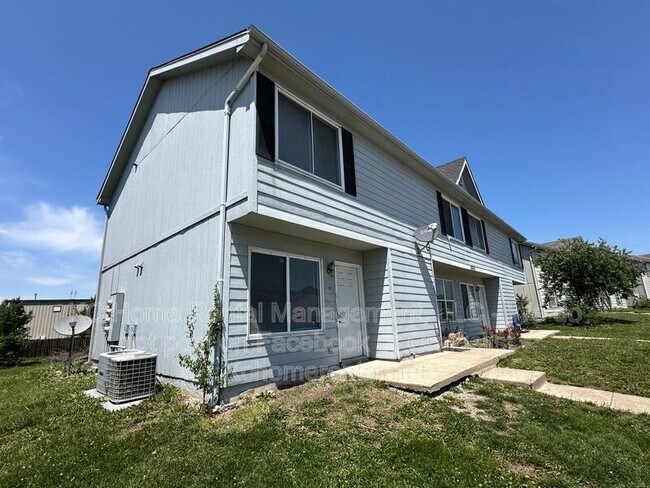 Foto del edificio - 804 Saddlewood St