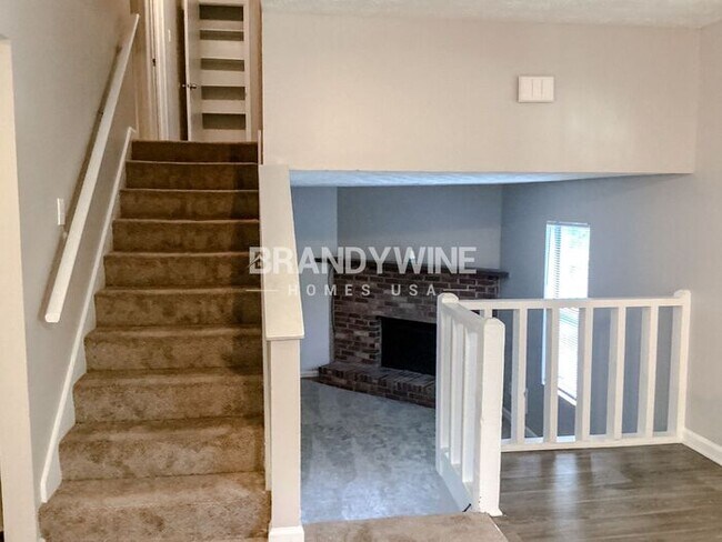 Foto del edificio - MOVE IN BY JULY 28TH AND HALF  OFF AUG RENT