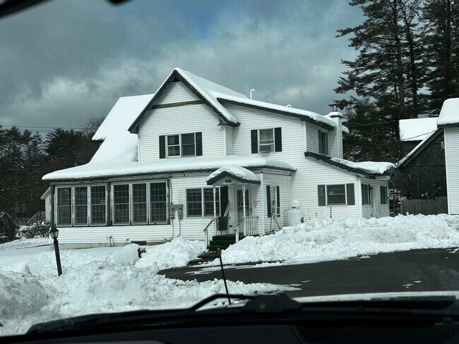Vista lateral - 302 Lake Ave