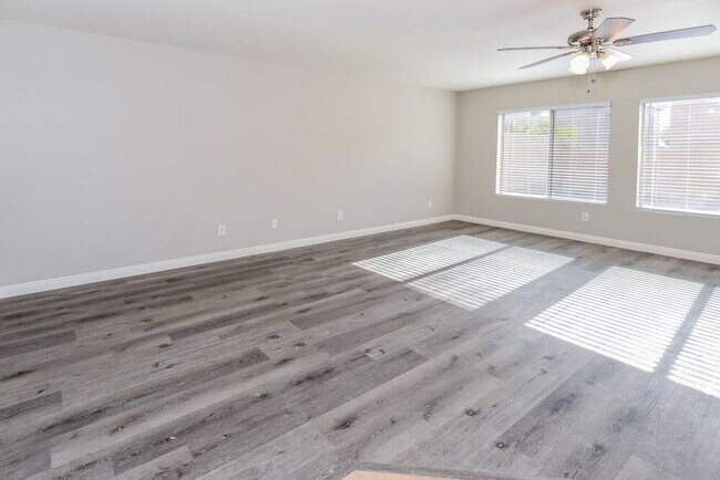 Foto del edificio - 6517 Coffeeville Creek Dr