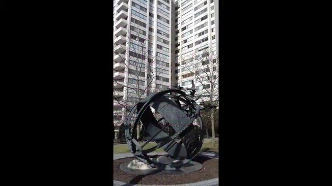 20th Floor Balcony Apartment - 4515 Willard Ave