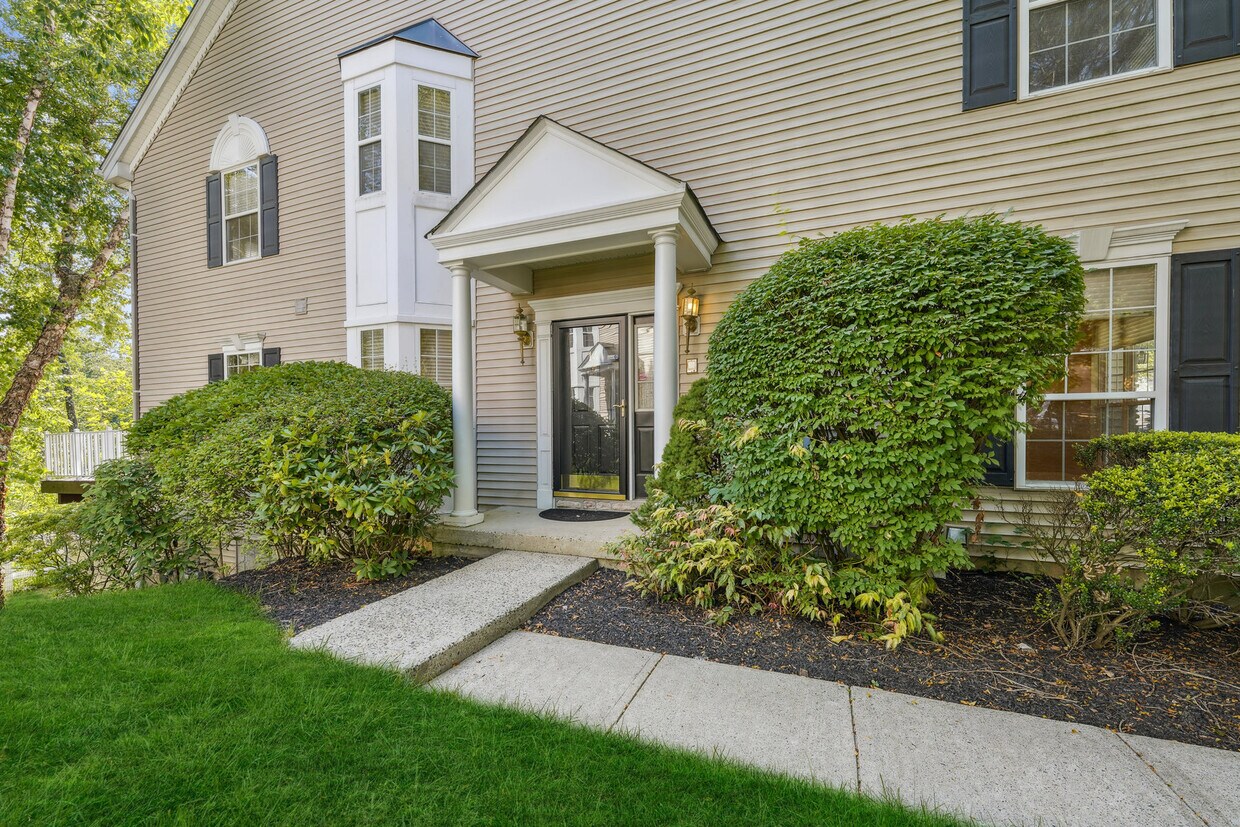 Foto principal - 14 Cannon Ct