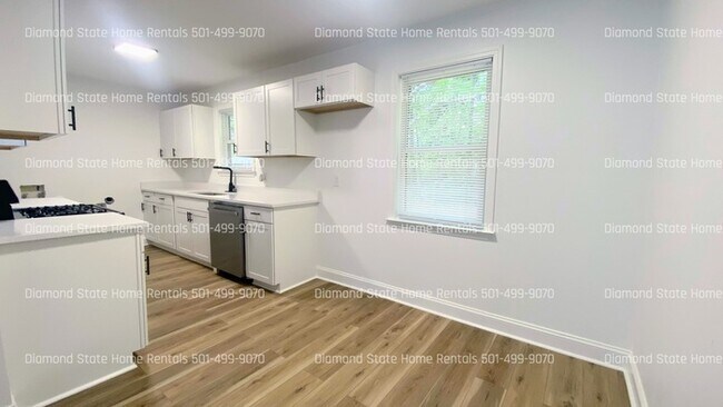 Foto del edificio - 428 N Oak St