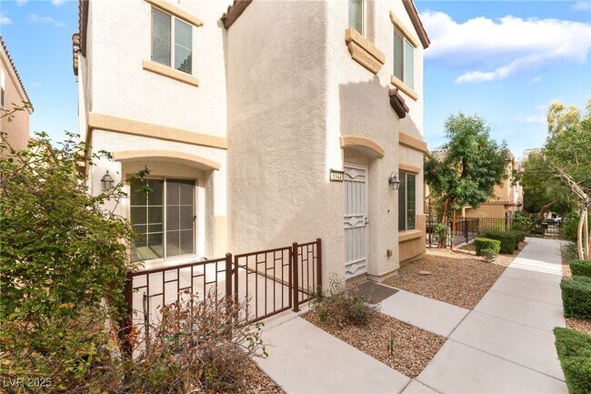 Foto del edificio - 8941 Glass Gallery Ct