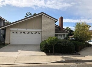 Building Photo - 26 Alderbrook