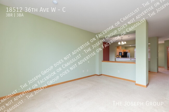 Foto del edificio - 18512 36th Ave W