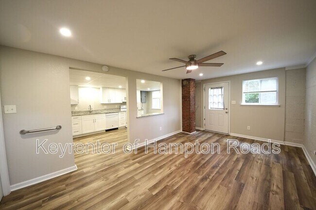 Foto del edificio - 1303 Tallwood St