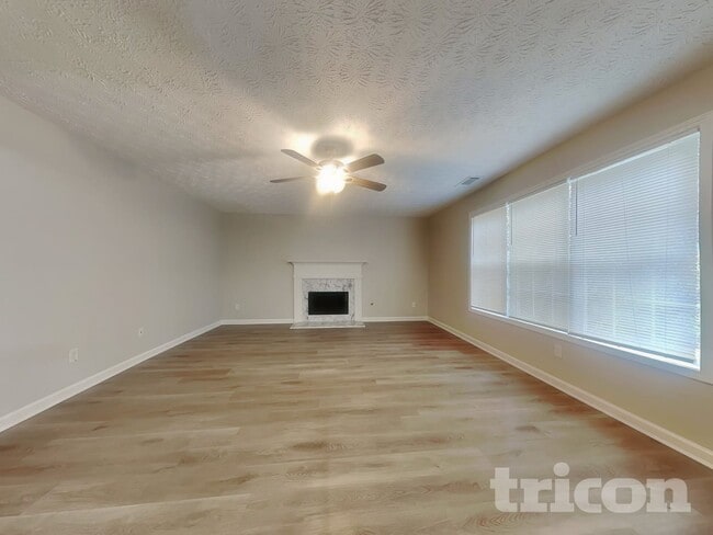 Building Photo - 65 Cascade Ct