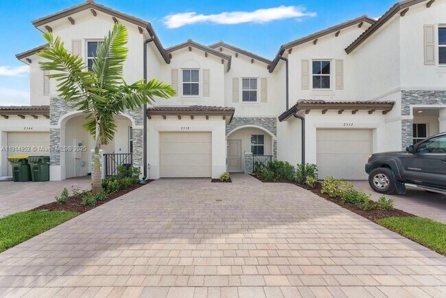 Foto del edificio - 2558 SE 27th Dr