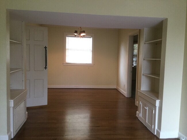 Dining room - 1885 Peabody Ave